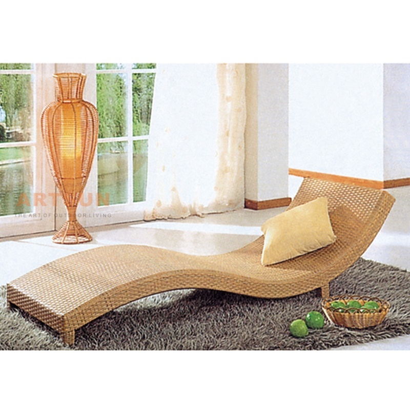 Lounger moderne en plein air en plein air pour le spa et le jardin