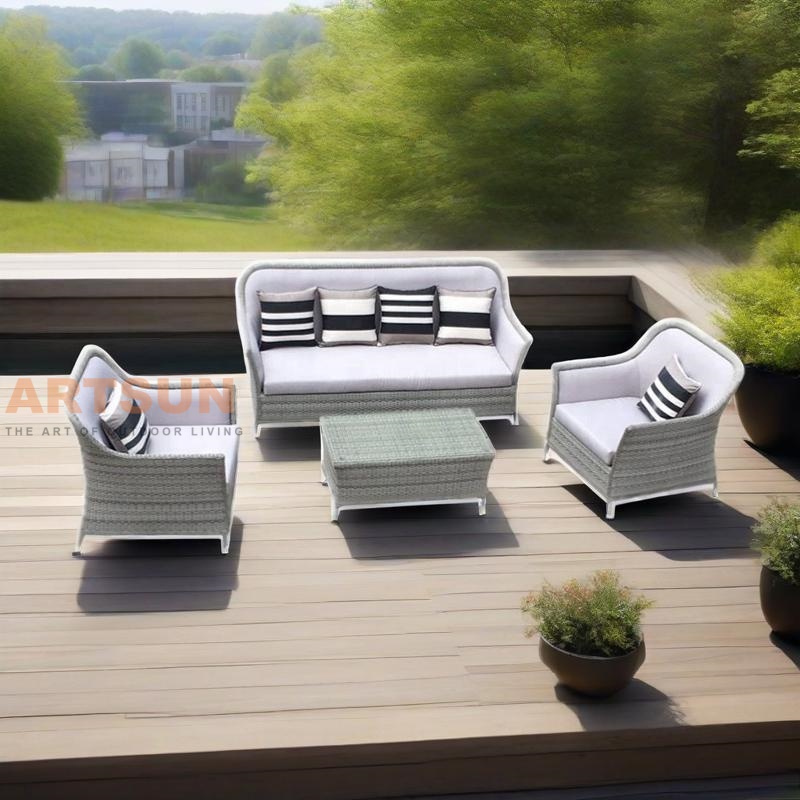 Ensemble de canapé en rotin de loisirs en plein air avec coussins et table basse