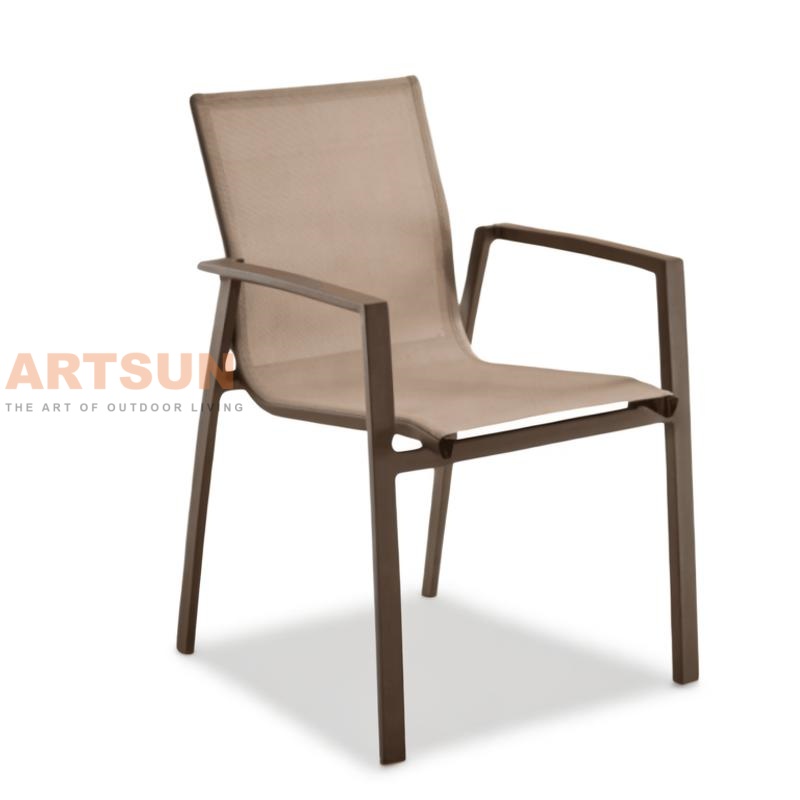 Design respirant chaises de salle à manger empilables pour jardin extérieur