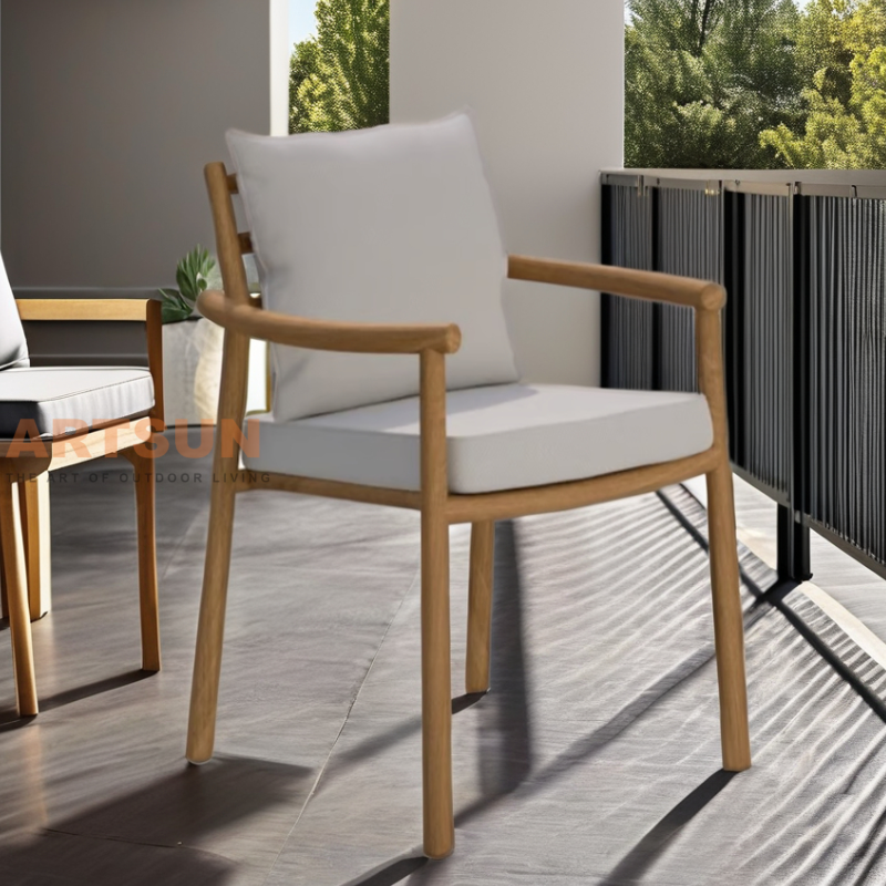 Chaise de salle à manger d'extérieur avec structure et coussins en bois de teck 