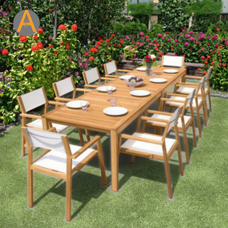 Ensemble de table à manger extérieure en bois en bois rectangulaire robuste