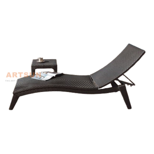 Lounger de soleil extérieur en rotin tout temps avec dossier réglable pour spa