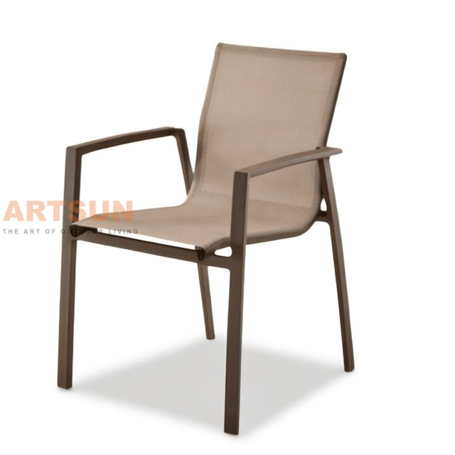 Design respirant chaises de salle à manger empilables pour jardin extérieur