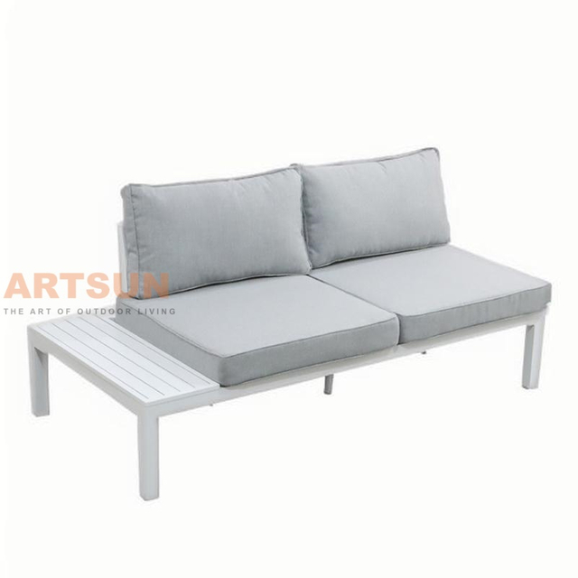Canapé extérieur modulaire segmenté moderne