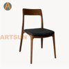 Garantie haut de gamme de conception moderne empilant des meubles de maison chaises de salle à manger d'événement en bois massif de longue durée pour le café de restaurant de salle à manger d'hôtel