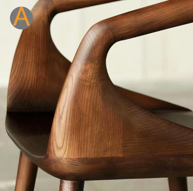 chaise en bois.png