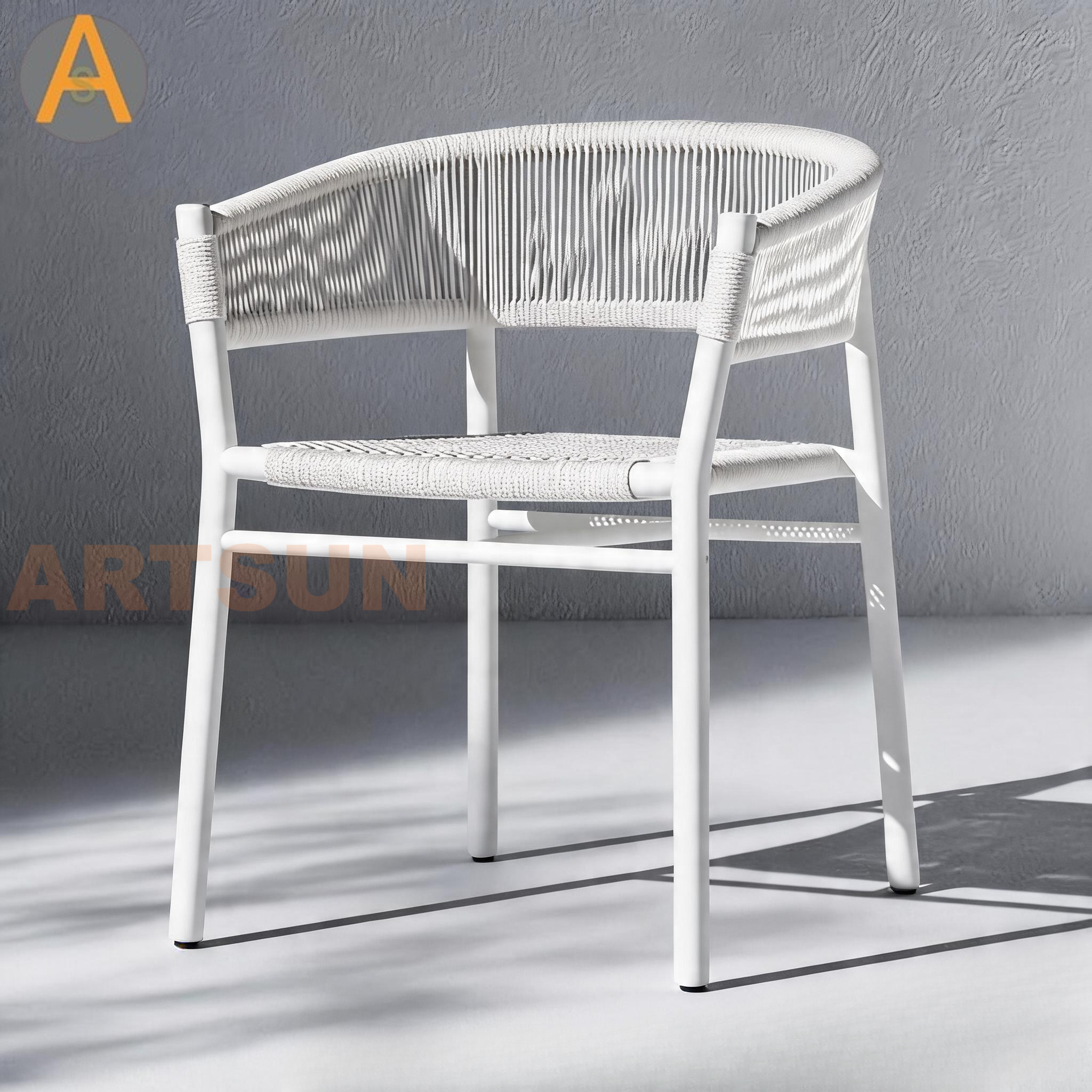 Chaise blanche de patio en osier durable de haute qualité commerciale pour le jardin